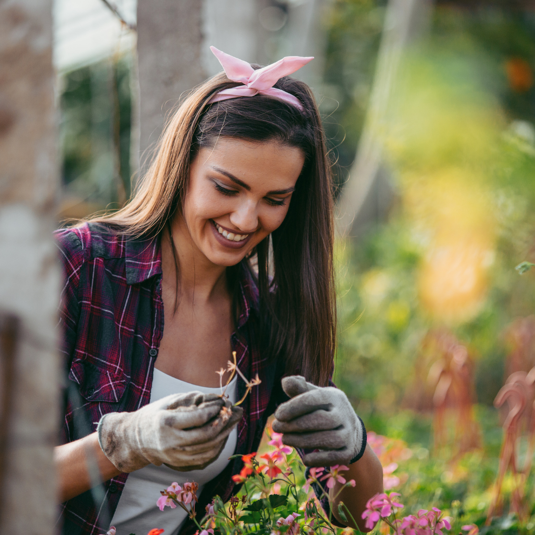 There Are Benefits To Your Skin From Gardening